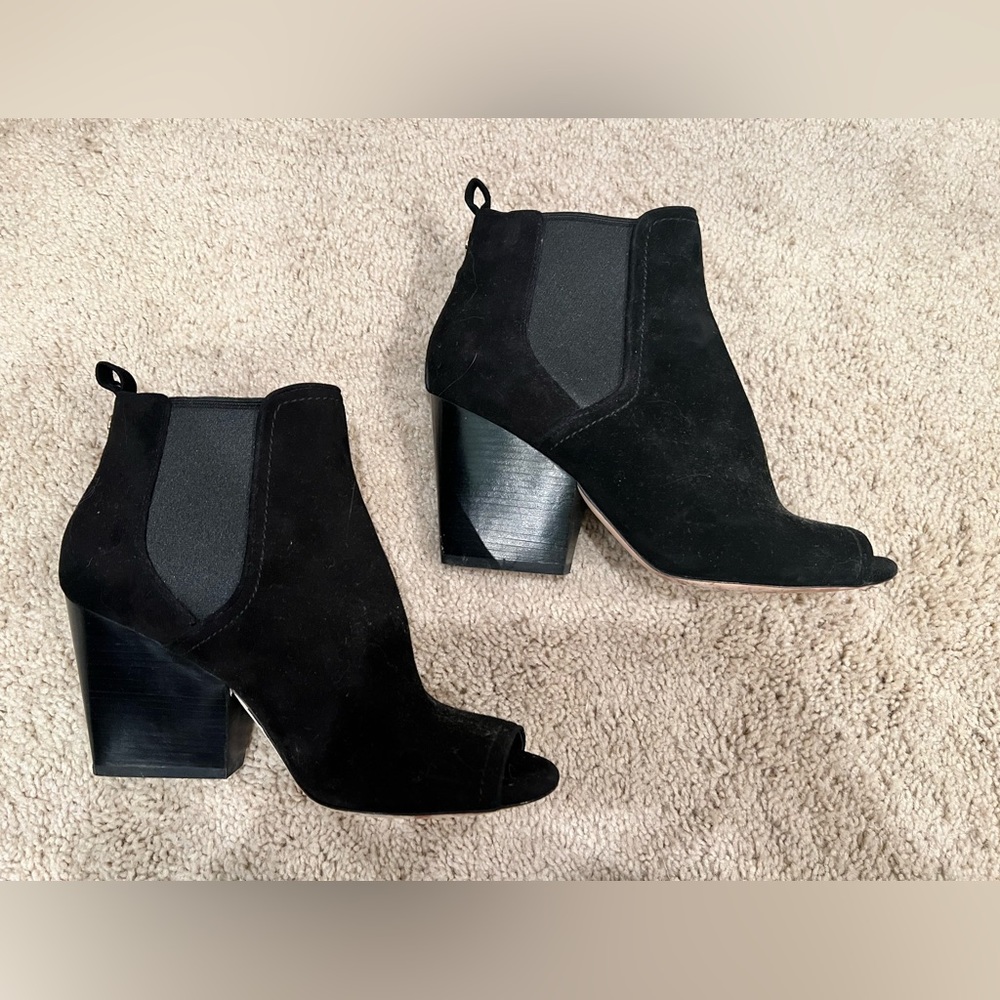 Tory Burch Heels